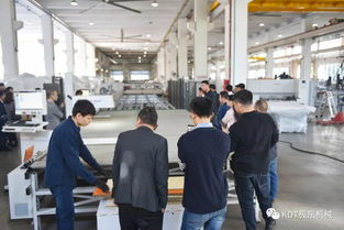 智造展示，深度交流 | 弘亞數(shù)控集團(tuán)新一期產(chǎn)品參觀交流會(huì)議完美收官